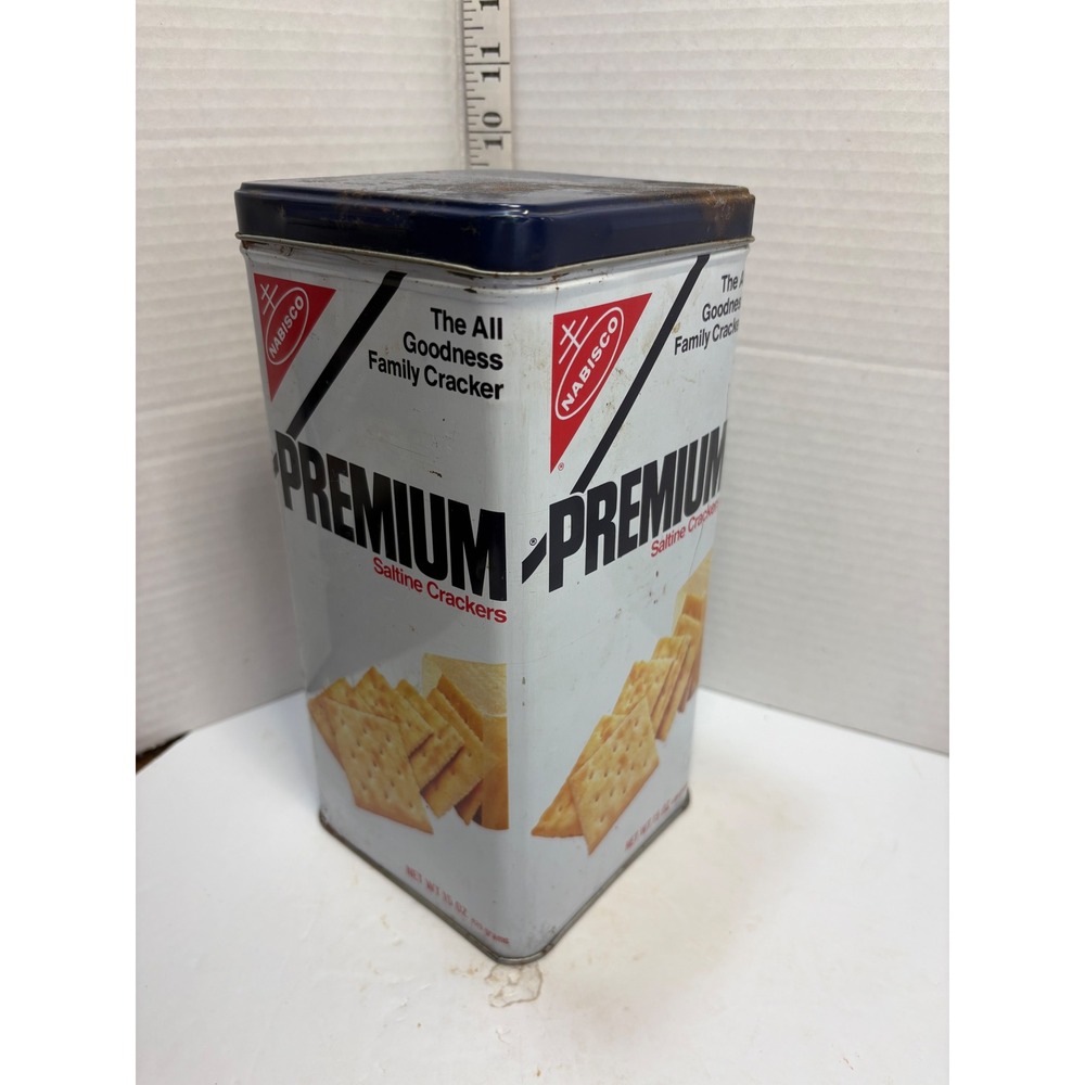 Nabisco Premium Saltine Crackers 15 oz Tall Square Metal Tin 1978 Vintage